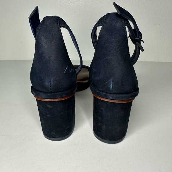 Tory Burch Gabrielle Suede Block Heel Sandal Royal Navy 8 1/2 - Picture 6 of 11